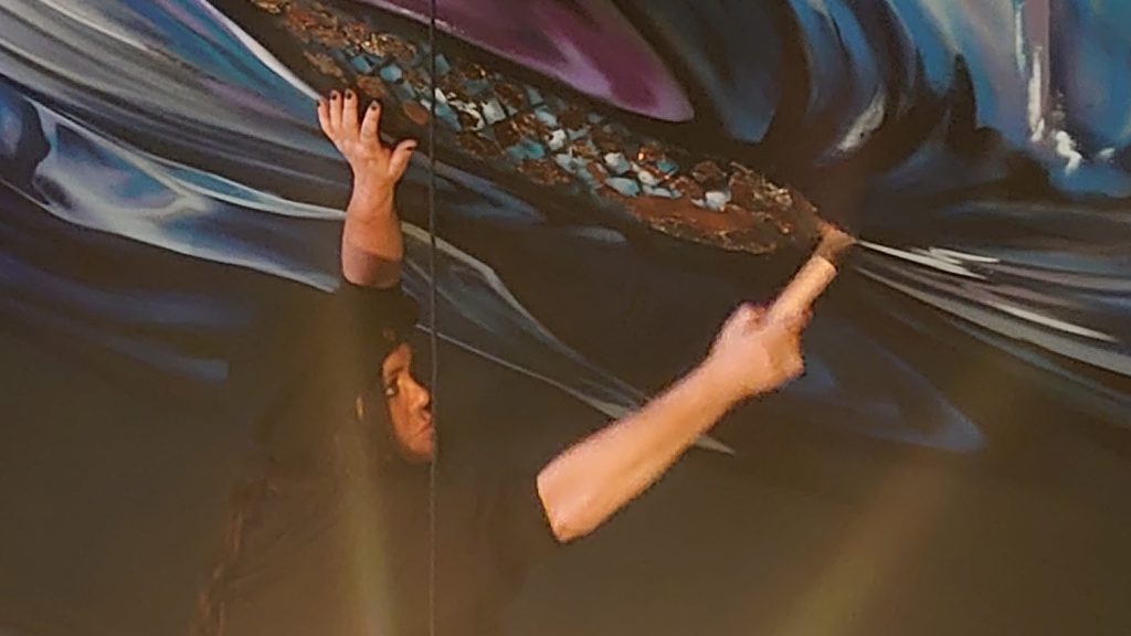 restaurant mural artist devon, amanda from urban gypset gold leafing the ceiling